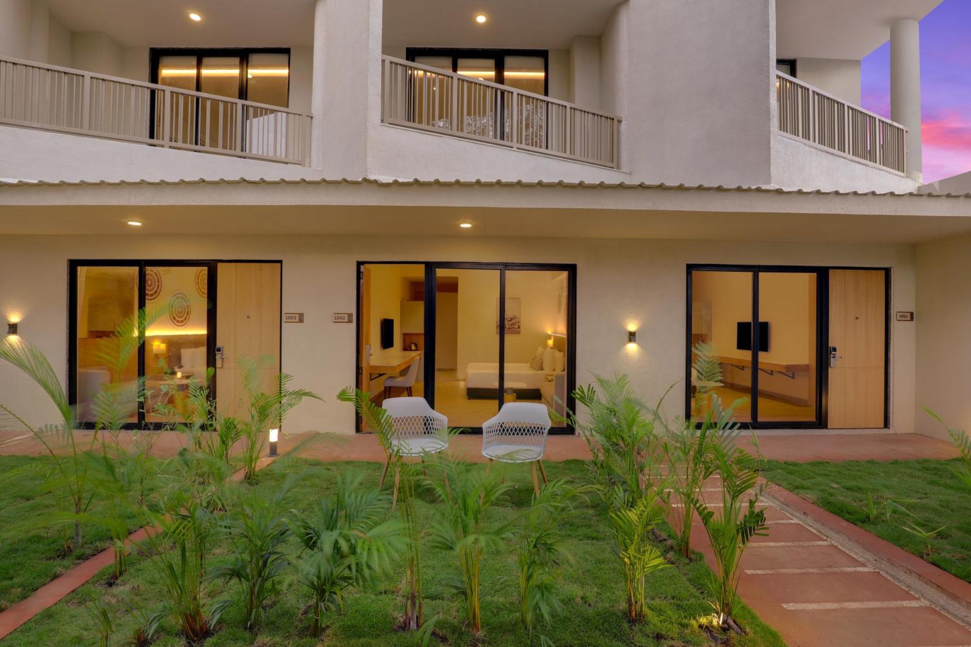 Lemon Tree Resort, Somnath Exterior photo